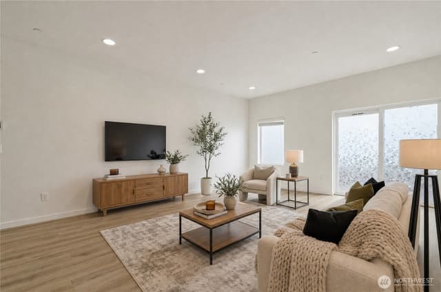 Property photo for 15113 40th Avenue W #C6, Lynnwood photo 5