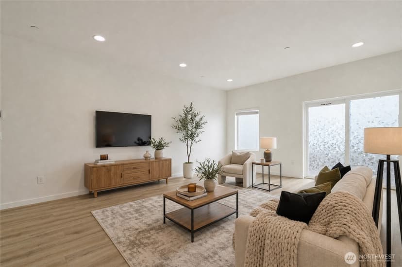 Property photo for 15113 40th Avenue W #C6, Lynnwood photo 5