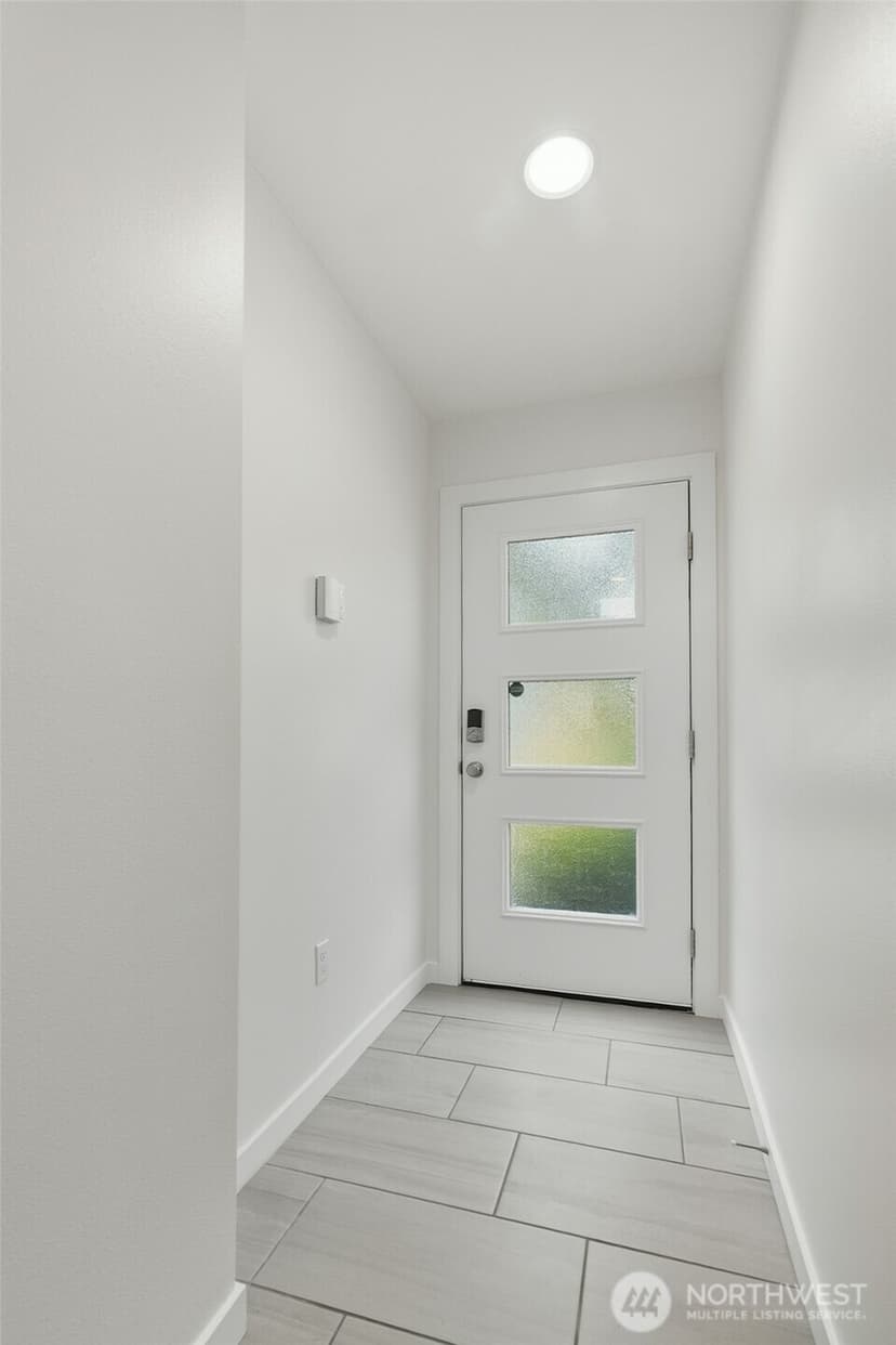 Property photo for 15113 40th Avenue W #C6, Lynnwood photo 3
