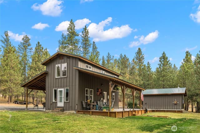 Property photo for 820 Loping Lane, Cle Elum
