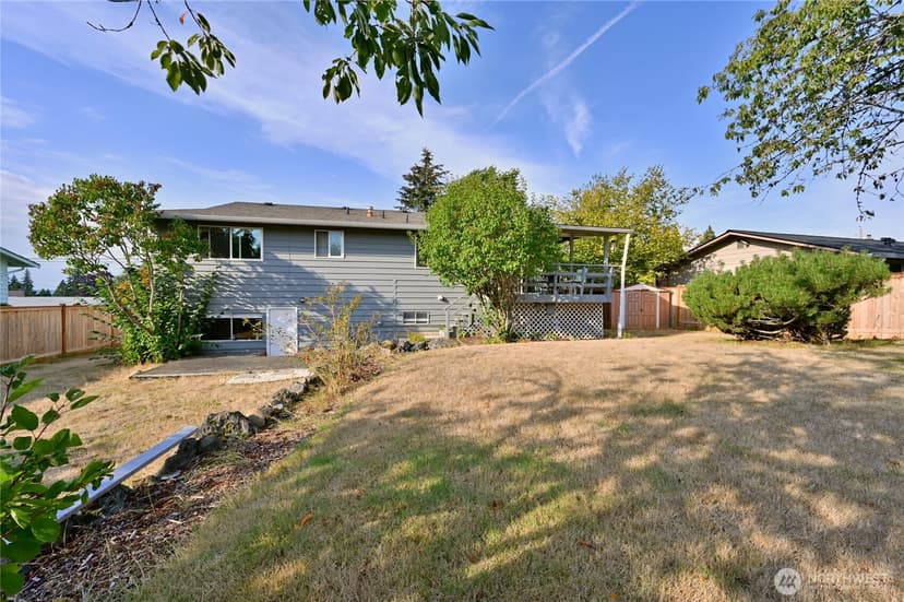 Property photo for 1012 E Laurel Street, Kent photo 35