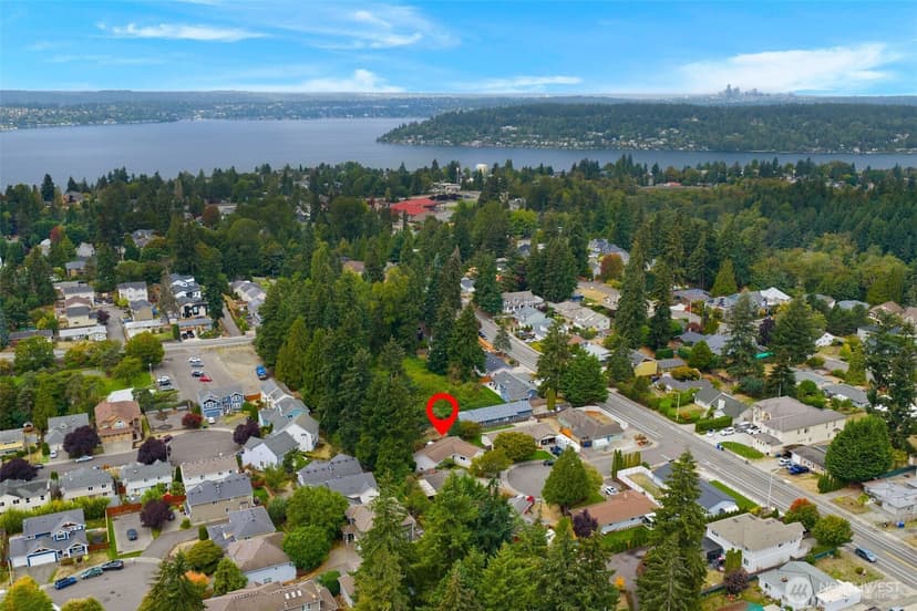 Property photo for 2605 Camas Avenue NE, Renton photo 39