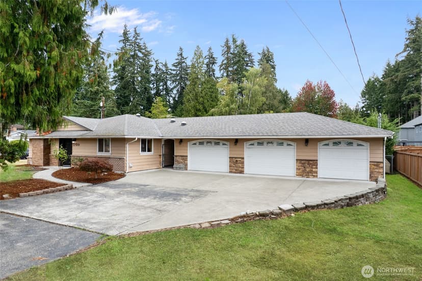 Property photo for 1730 216th Street SW, Lynnwood