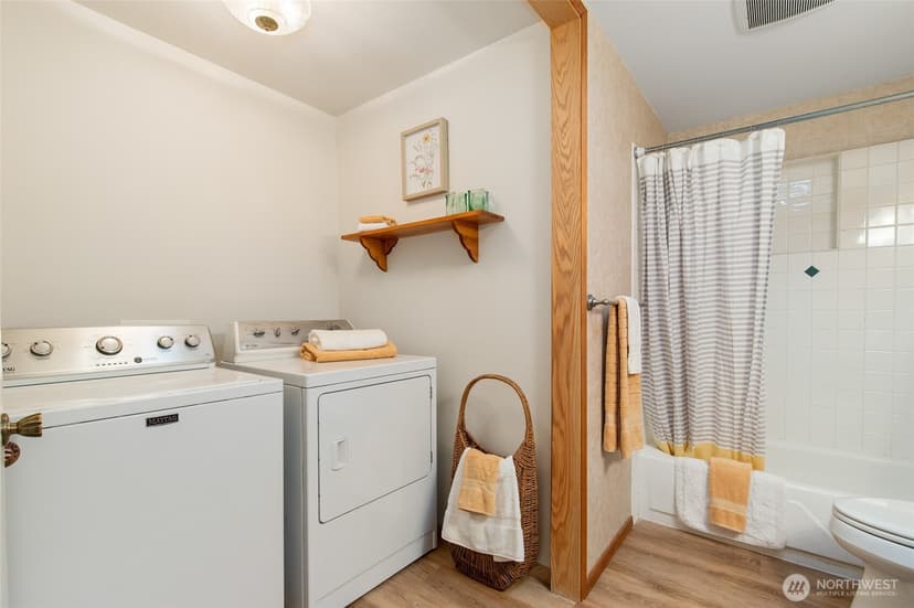 Property photo for 1730 216th Street SW, Lynnwood photo 30