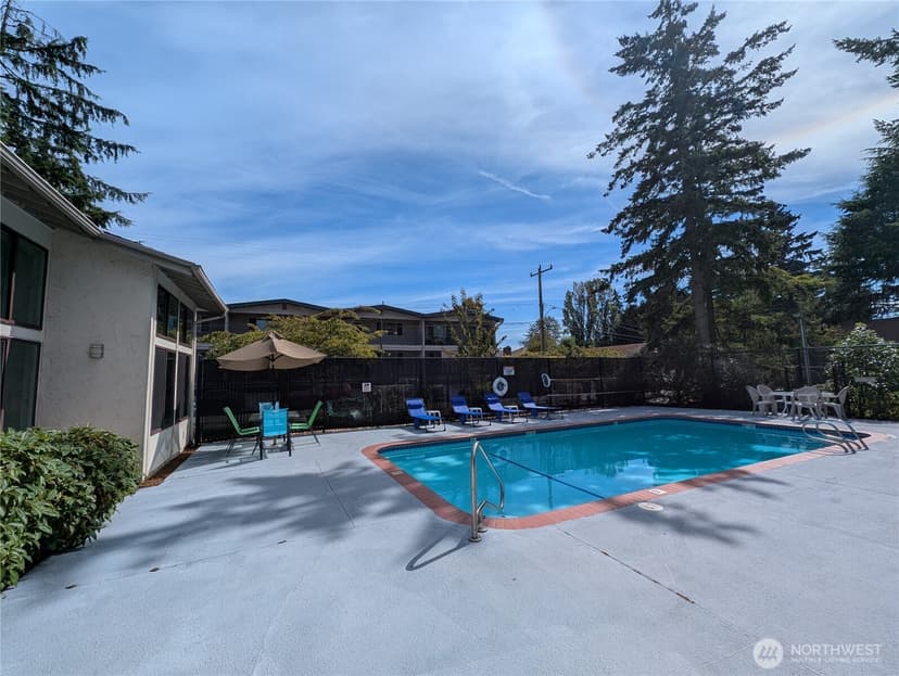 Property photo for 13235 12th Avenue SW #112, Burien photo 24