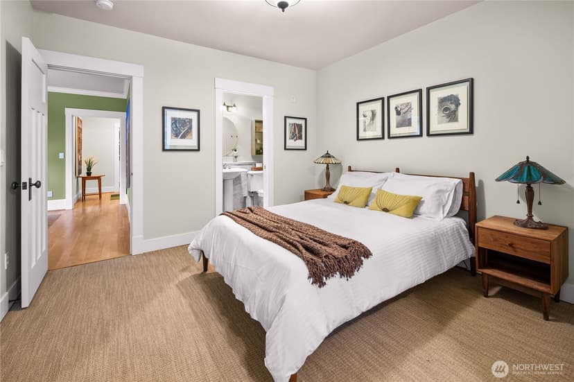 Property photo for 1216 1st Avenue W #103, Seattle photo 10