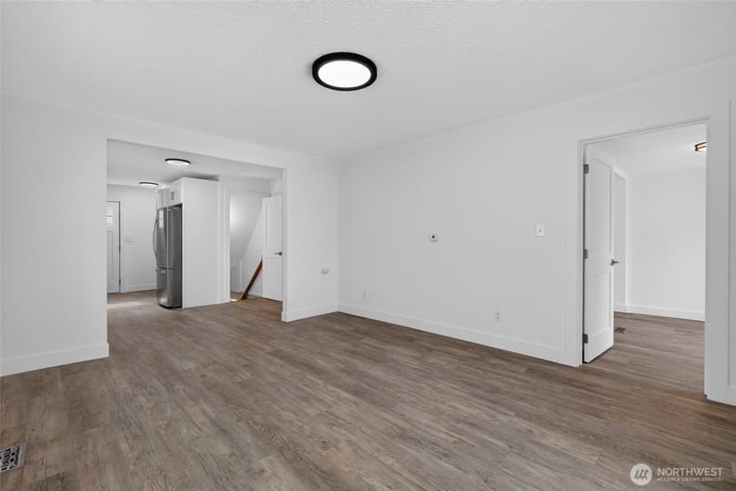 Property photo for 3023 SW Charlestown Street, Seattle photo 6