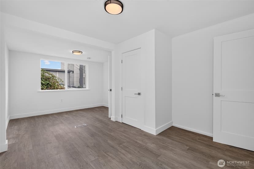 Property photo for 3023 SW Charlestown Street, Seattle photo 15