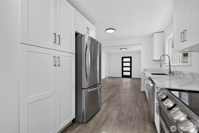 Property photo for 3023 SW Charlestown Street, Seattle photo 5