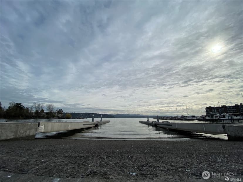 Property photo for 9812 59th Avenue S, Seattle photo 33