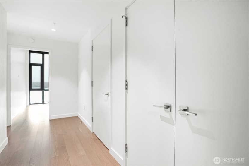 Property photo for 889 NE 103rd Avenue #610, Bellevue photo 25