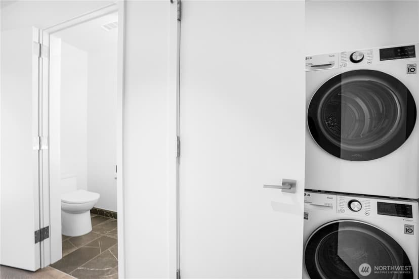 Property photo for 889 NE 103rd Avenue #610, Bellevue photo 40