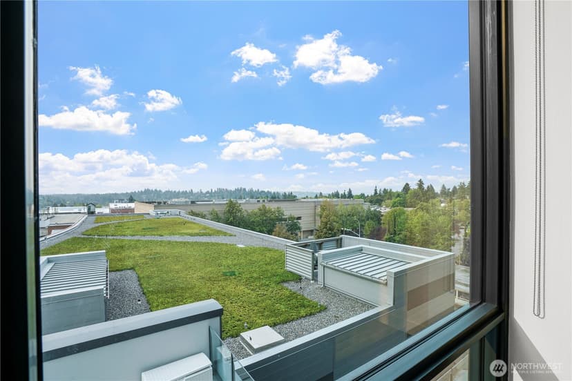 Property photo for 889 NE 103rd Avenue #610, Bellevue photo 38