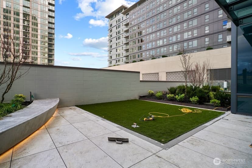 Property photo for 889 NE 103rd Avenue #610, Bellevue photo 22