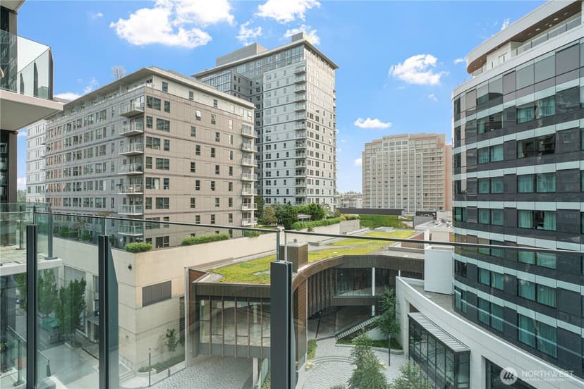 Property photo for 889 NE 103rd Avenue #610, Bellevue photo 32