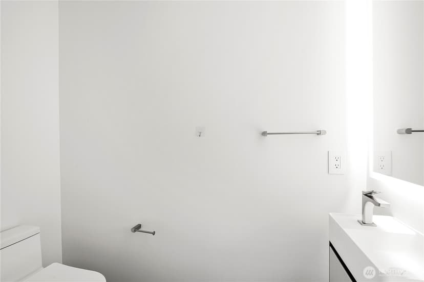 Property photo for 889 NE 103rd Avenue #610, Bellevue photo 39