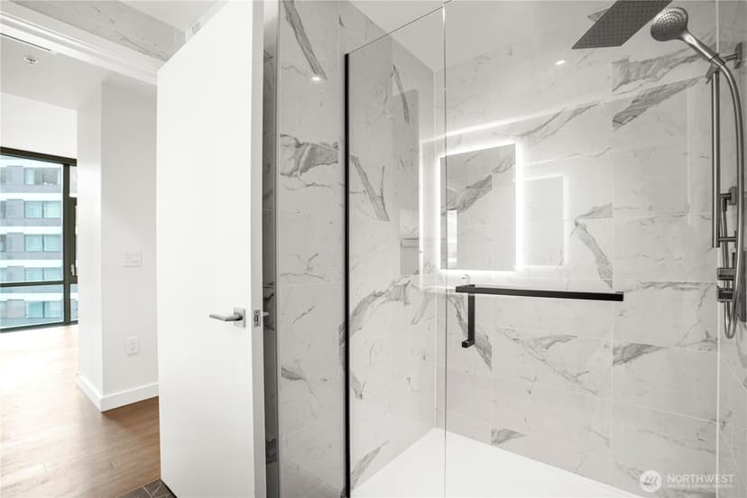 Property photo for 889 NE 103rd Avenue #610, Bellevue photo 36