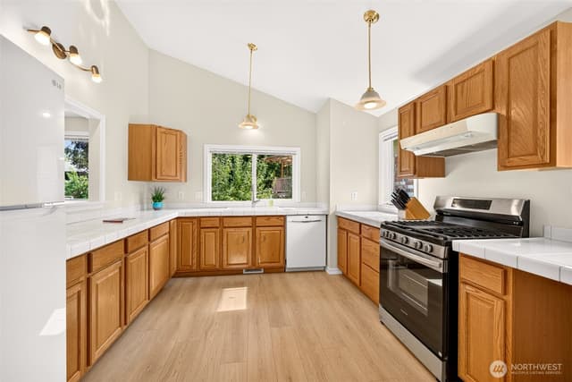 Property photo for 2711 169th Street SE, Bothell photo 5