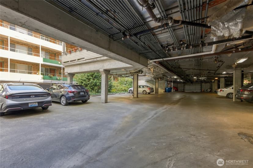 Property photo for 211 Summit Avenue E #108, Seattle photo 26