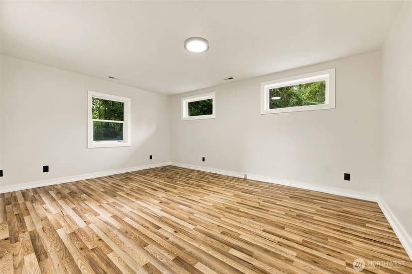 Property photo for 4512 SW Director Place, Seattle photo 23
