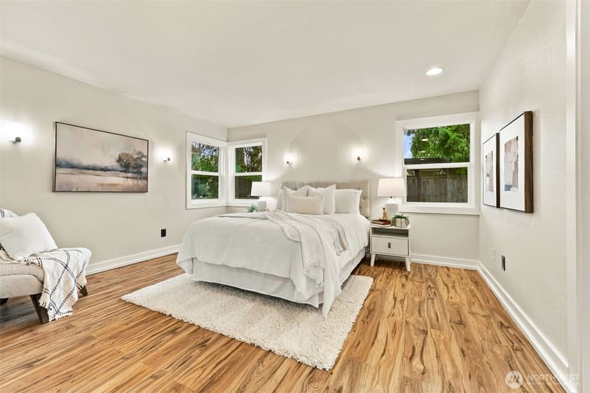 Property photo for 4512 SW Director Place, Seattle photo 15