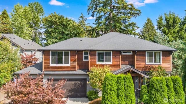 Property photo for 3240 112th Avenue SE, Bellevue
