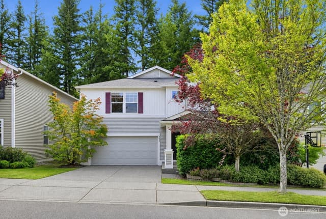 Property photo for 7825 Cortland Avenue SE, Snoqualmie photo 2