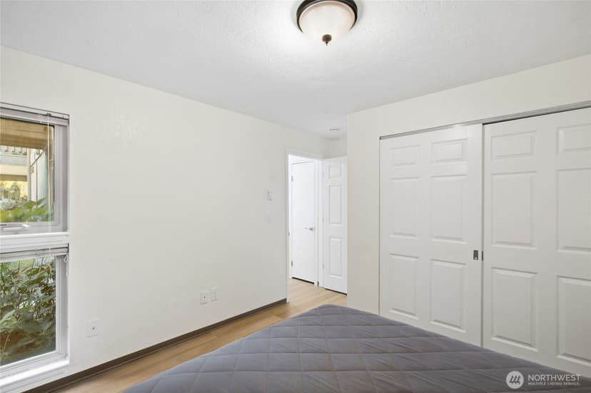 Property photo for 2326 49th Avenue SW, Seattle photo 19