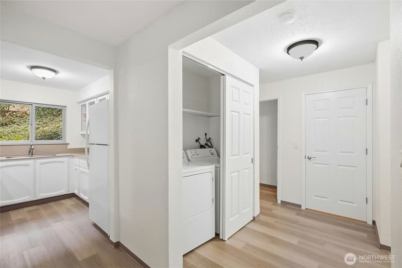Property photo for 2326 49th Avenue SW, Seattle photo 13