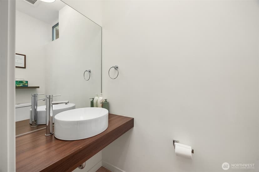 Property photo for 2653 NW 63rd Street #B, Seattle photo 9