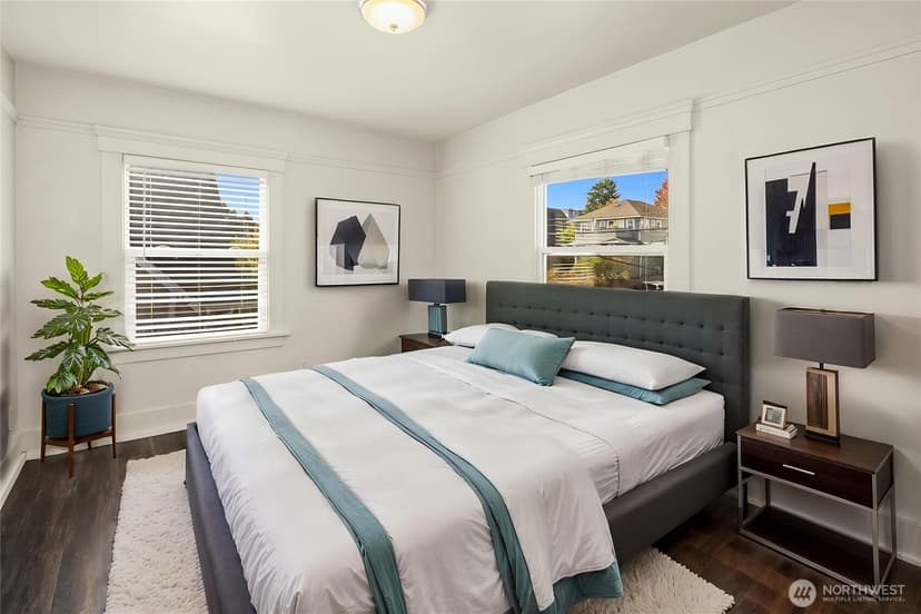 Property photo for 5018 20th Avenue NE, Seattle photo 12
