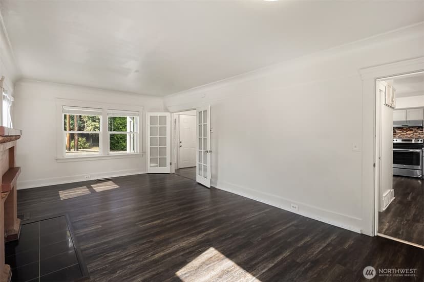 Property photo for 5018 20th Avenue NE, Seattle photo 22