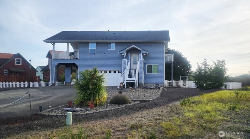 Property photo for 320 Marina Court, Ocean Shores photo 3