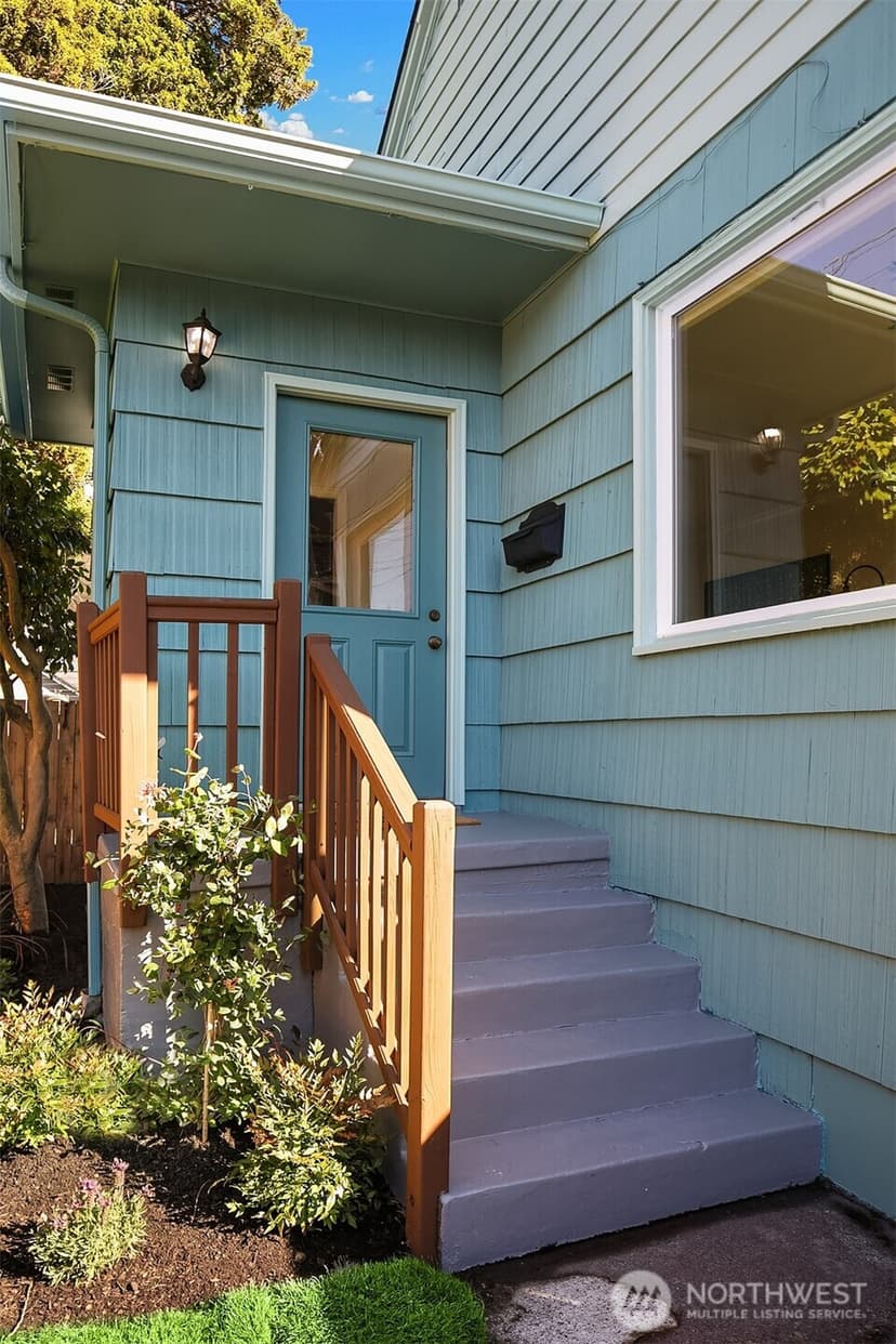 Property photo for 711 N 86th Street, Seattle photo 3