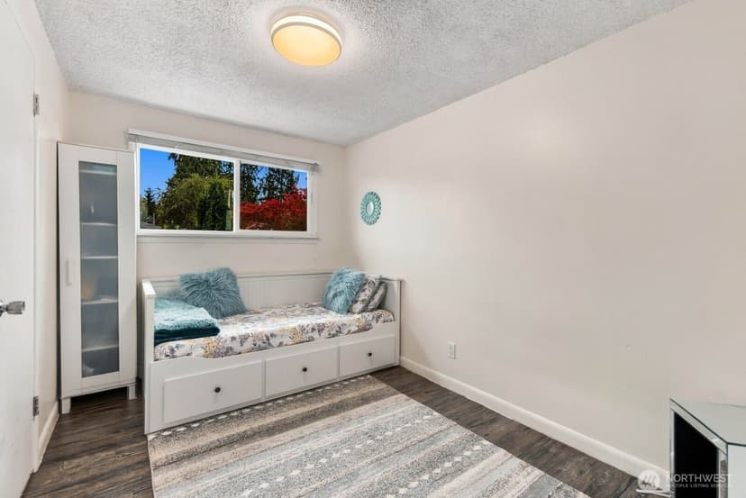 Property photo for 710 107th Place SW, Everett photo 15