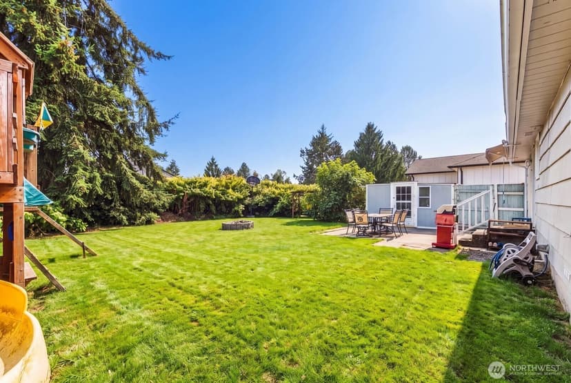 Property photo for 710 107th Place SW, Everett photo 21