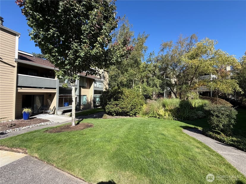 Property photo for 4820 200th Street SW #B101, Lynnwood photo 21