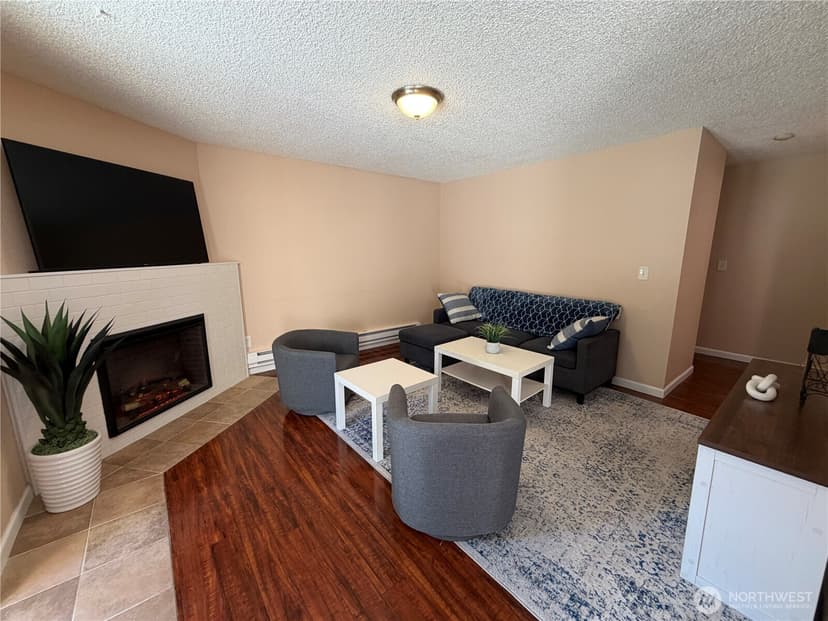 Property photo for 4820 200th Street SW #B101, Lynnwood photo 8