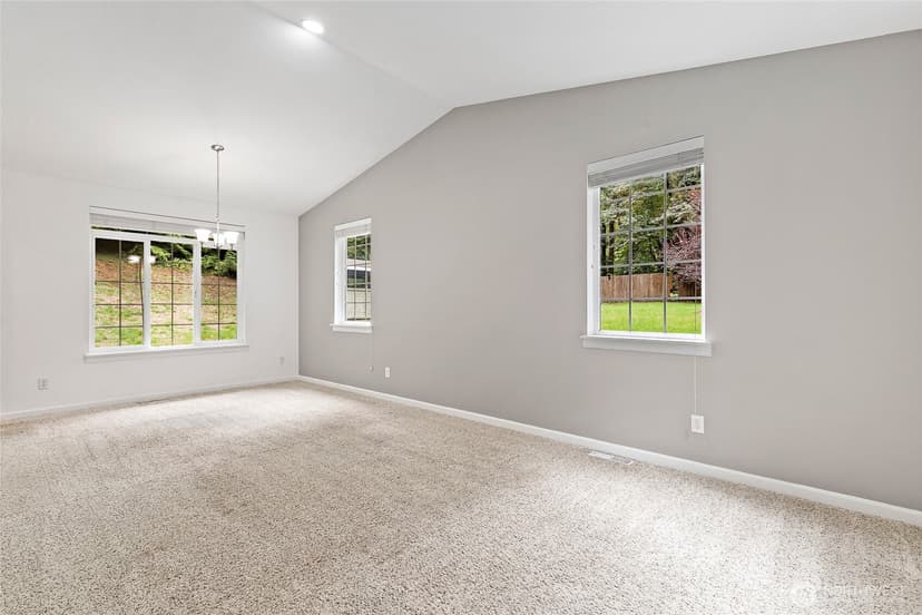 Property photo for 13250 235th Street SE, Issaquah photo 8