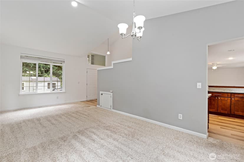 Property photo for 13250 235th Street SE, Issaquah photo 9