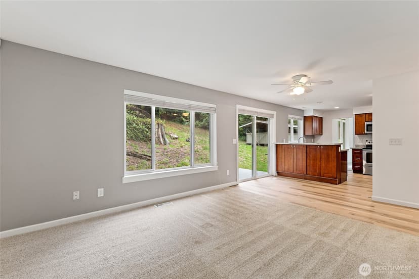 Property photo for 13250 235th Street SE, Issaquah photo 14
