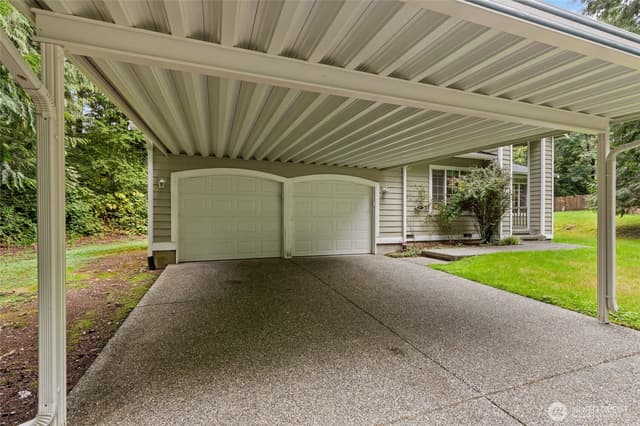 Property photo for 13250 235th Street SE, Issaquah photo 5