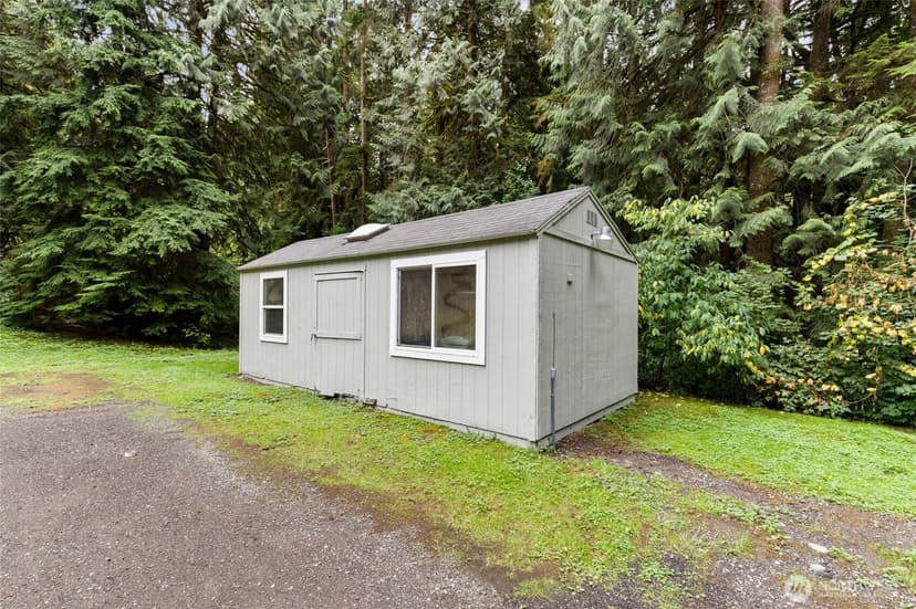 Property photo for 13250 235th Street SE, Issaquah photo 35