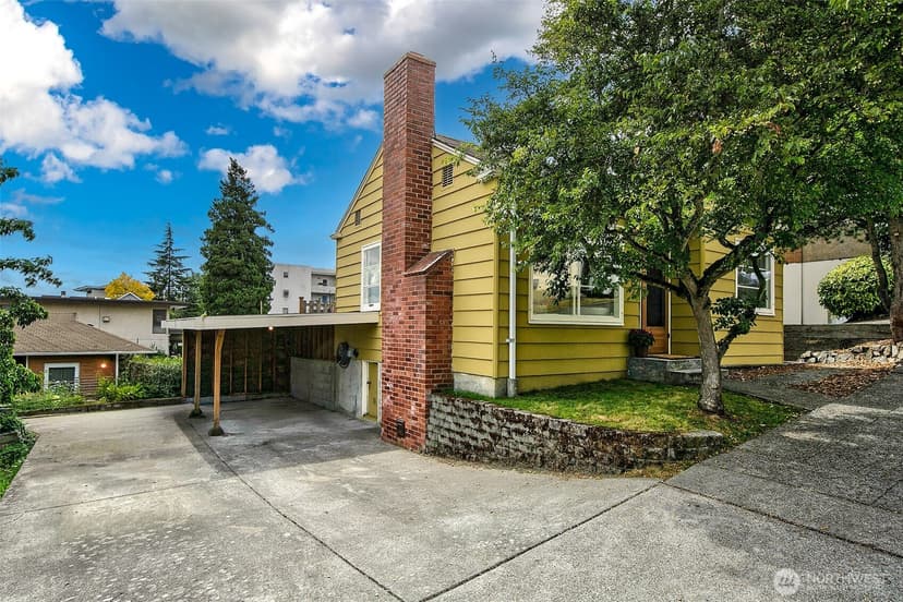 Property photo for 1015 N 40th Street, Seattle photo 21