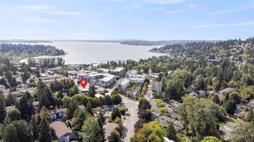 Property photo for 11920 98th Avenue NE #302, Kirkland photo 23