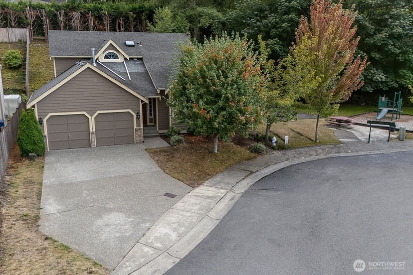 Property photo for 14733 SE 187th Circle, Renton photo 3