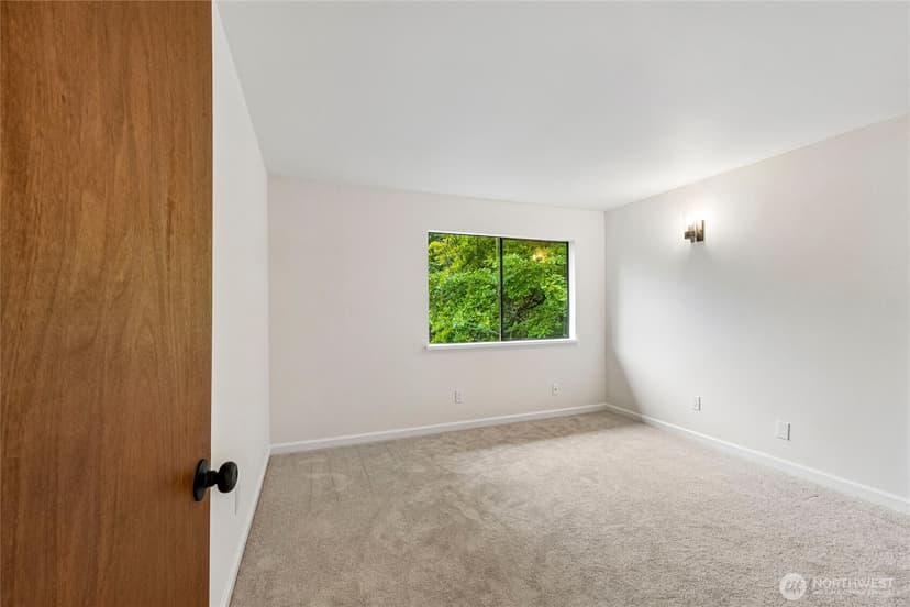 Property photo for 12304 NE 149th Court, Kirkland photo 26