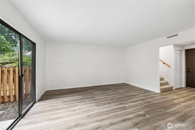 Property photo for 12304 NE 149th Court, Kirkland photo 5