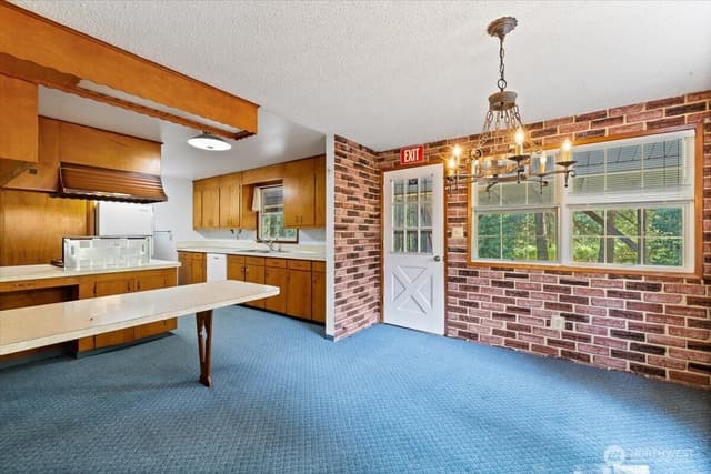 Property photo for 12521 Roosevelt Road, Snohomish photo 4