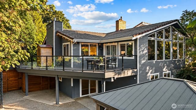 Property photo for 618 NW 163rd Street, Shoreline
